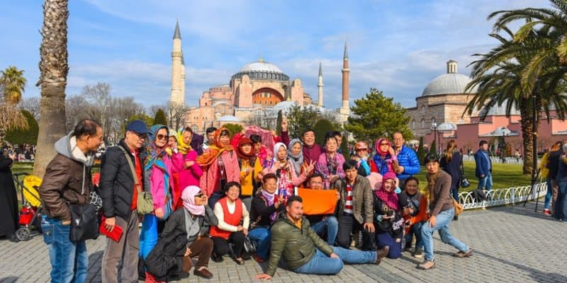 Çindən Türkiyəyə turizm tələbi artır, sabit paket qiymətləri otelləri çətinliyə salır