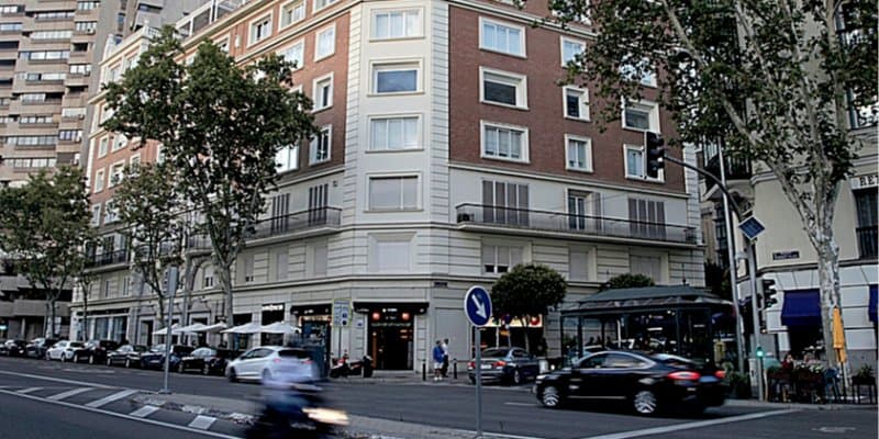 Madriddə Booking vasitəsilə saxta mənzil dolandırıcılığı: yüzlərlə turist zərər çəkib