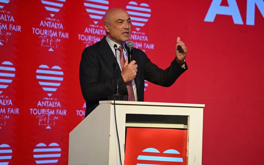 Rixos-un qurucusu Fettah Tamince: hədəf daha çox turist yox, daha çox gəlir olmalıdır